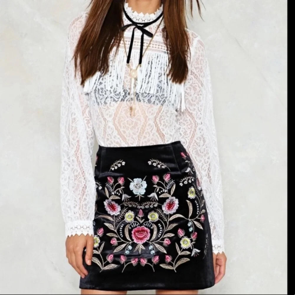 Elli White X Nasty Gal Velvet Skirt Size Small